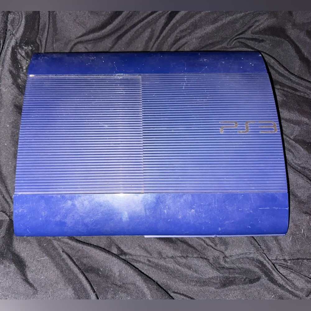 Sony PS3 SuperSlim in Azurite Blue